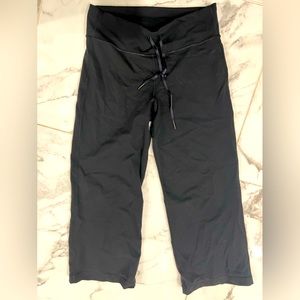 Lululemon capris. In good condition. Smoke free pet free home
